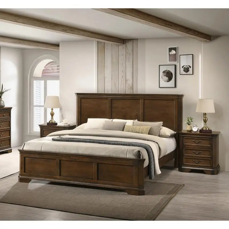 Queen Panel Bed With 2 Nightstands